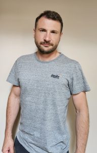 Wir haben Vertriebspartner auf der ganzen Welt. Wir können unsere Maschinen weltweit liefern! contact